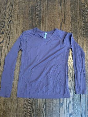 Athleta LG Long-Sleeve Women's Crewneck Top in Purple
